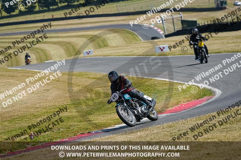 cadwell park;cadwell park photographs;cadwell trackday photographs;enduro digital images;event digital images;eventdigitalimages;peter wileman photography;racing digital images;trackday digital images;trackday photos